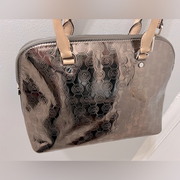 New Michael Kors Dome Satchel - Picture 10 of 16